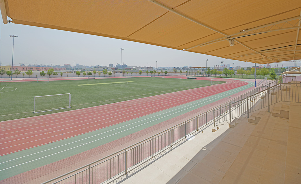 8 lane synthetic track